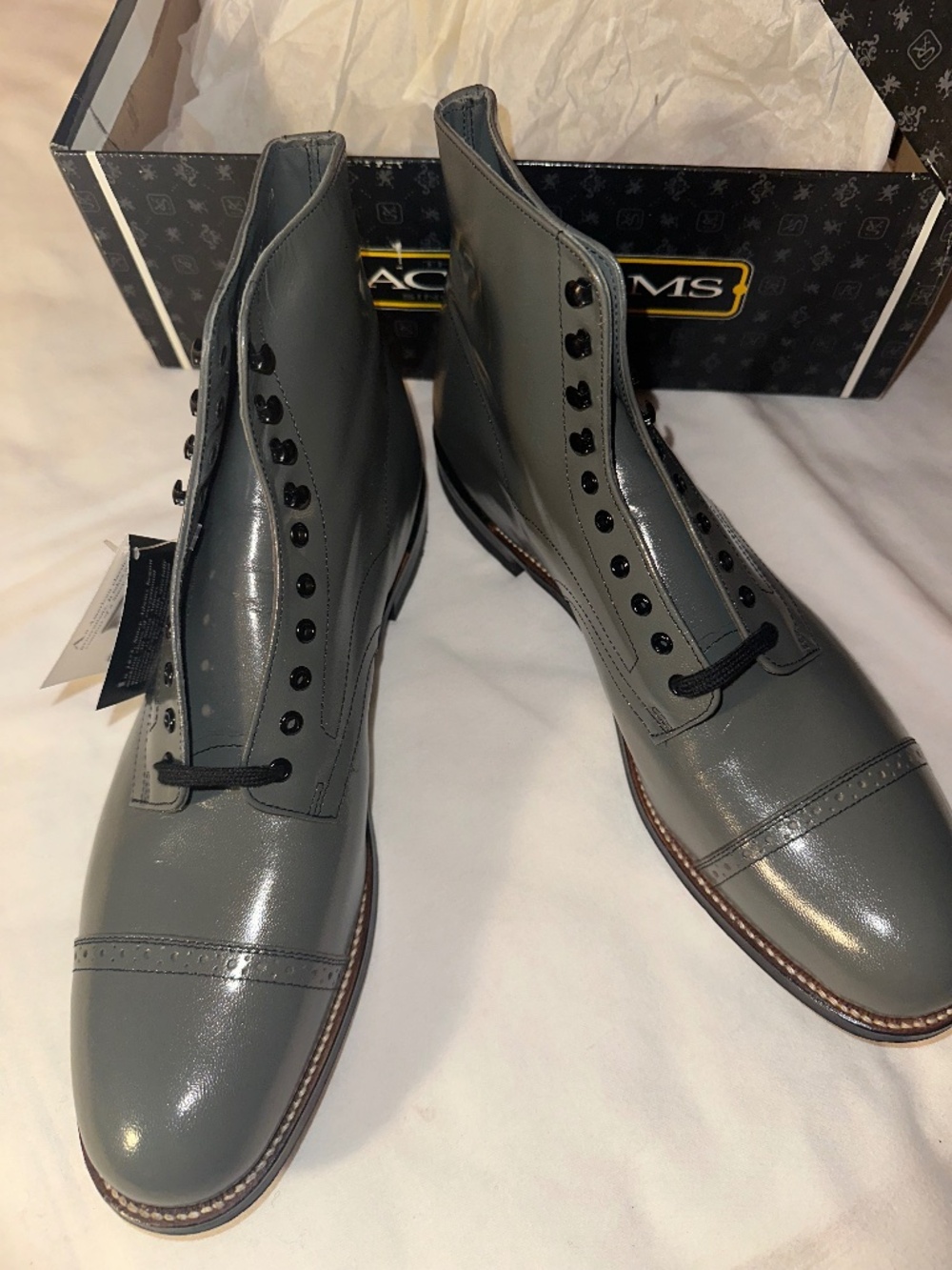 Stacy Adams 11 men's gray cap-toe boots;